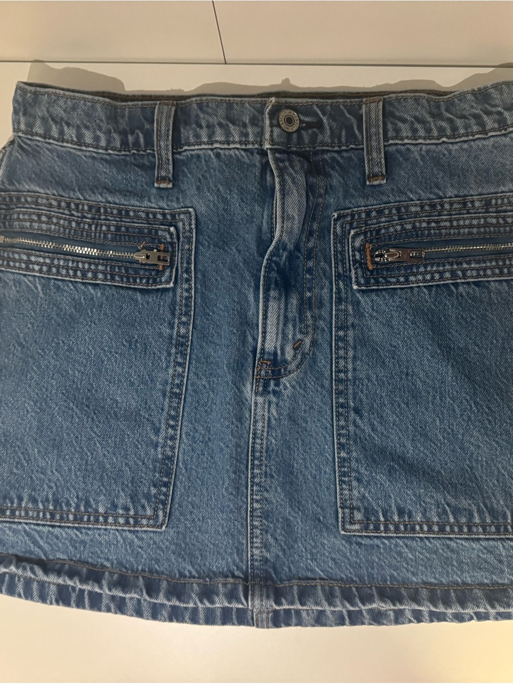 Women’s Abercrombie and Fitch High rise denim skirt